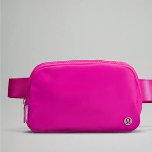 🍋 Lululemon Everywhere Belt Bag 1L SONIC PINK
